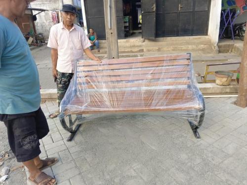 828d59a4-d74e-42a8-a84f-d476a3b88273