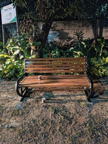 8f5ee85e-3c7e-4bb8-a443-a65249b0a495